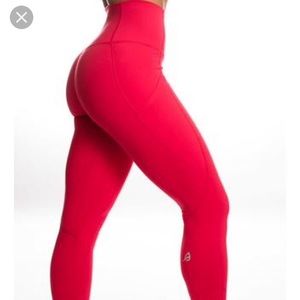 P’tula Alainah Allure leggings in hot toddy red